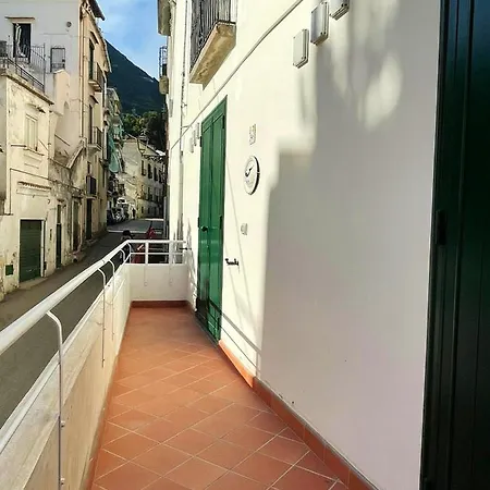 Bright In Minori, 67 Sq.m, Near Beaches * Minori